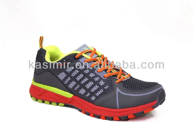 action trekking shoes for women