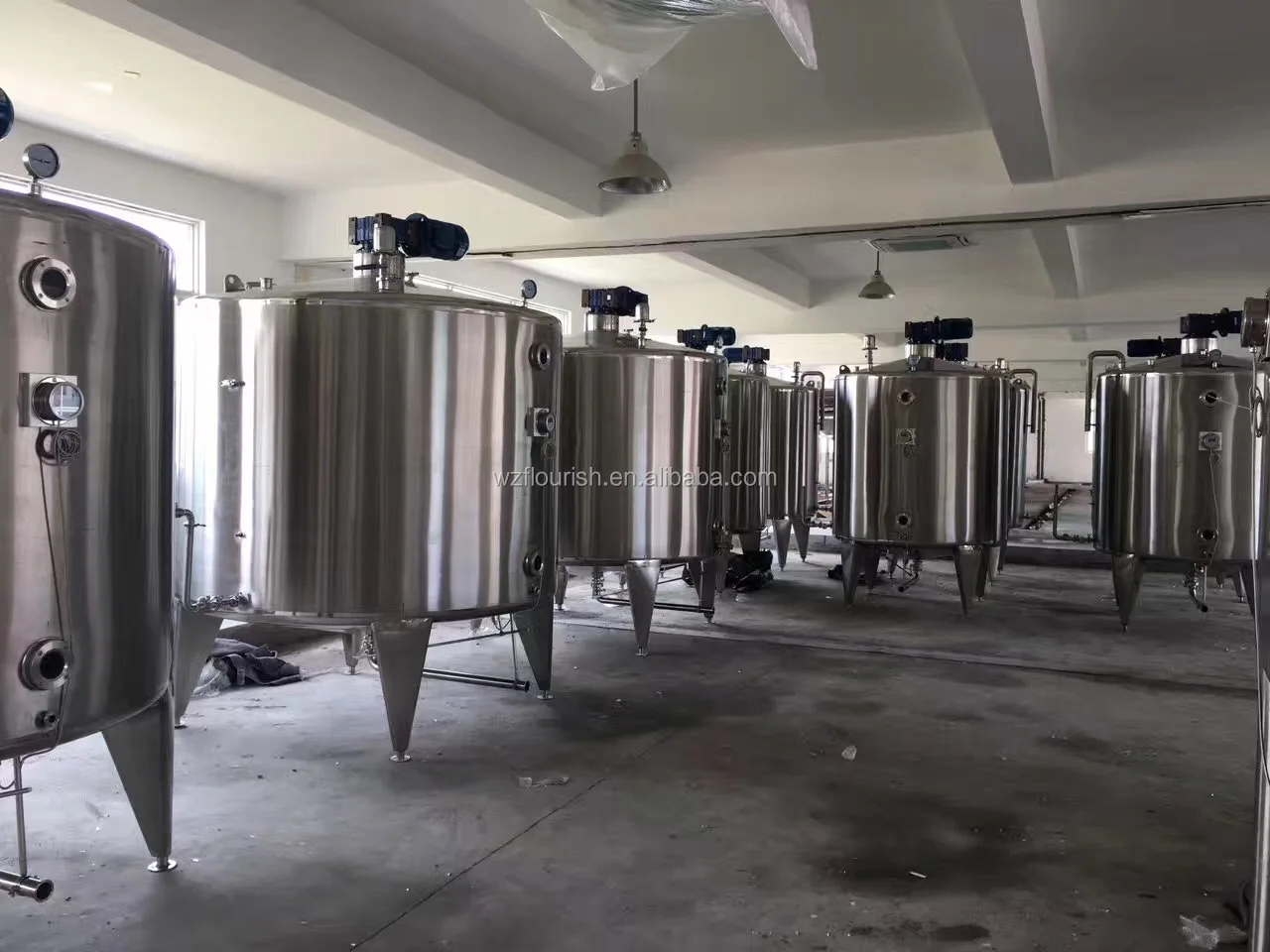 High Quality Stainless Steel Juice Mixing Tank With Agitator