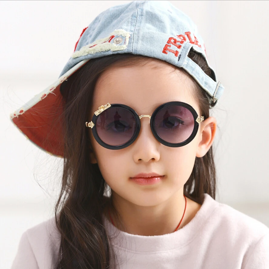 small kids sunglasses