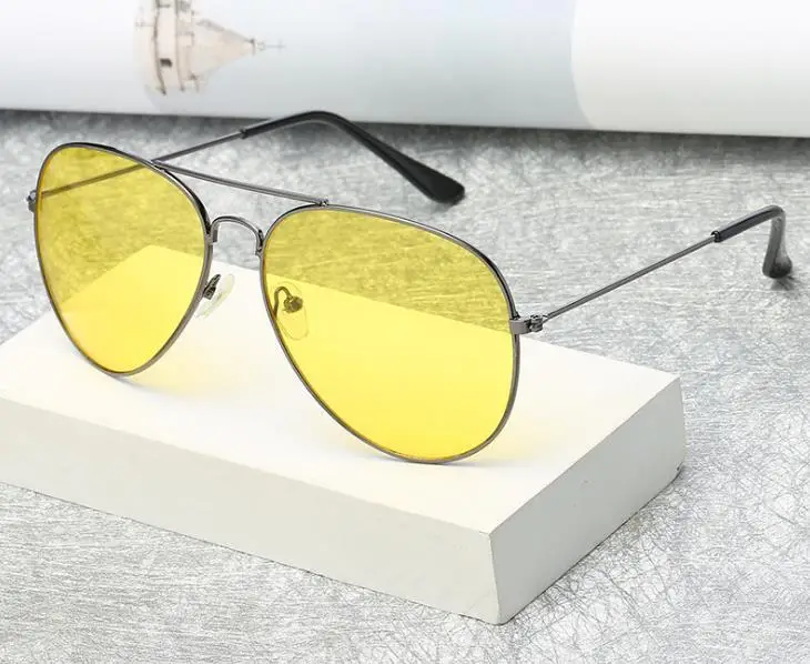
wholesale small order stock UVLAIK Night Vision Sunglasses Men Women Goggles Glasses UV400 Sun Glasses Driver Night Driving Eyew 
