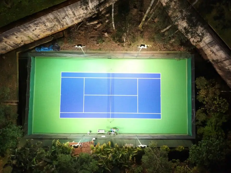 Brazil tennis court.jpg