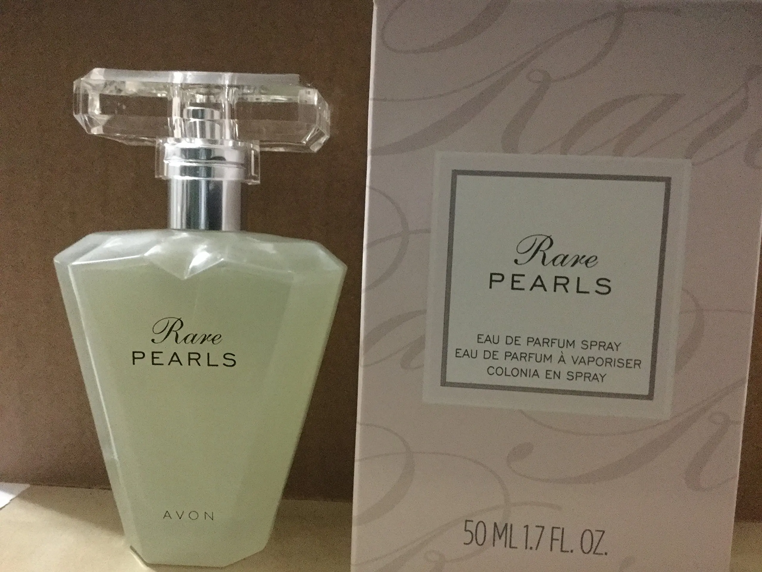 avon white pearl perfume