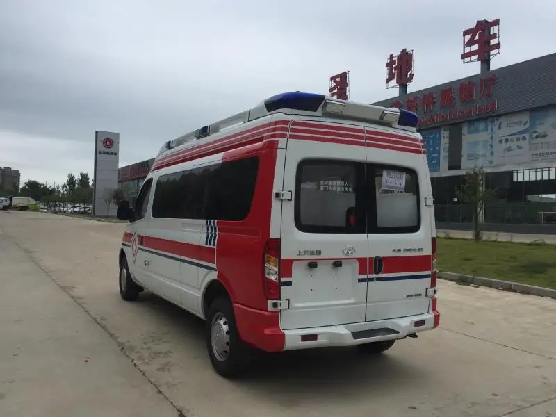 ambulance (12).jpg