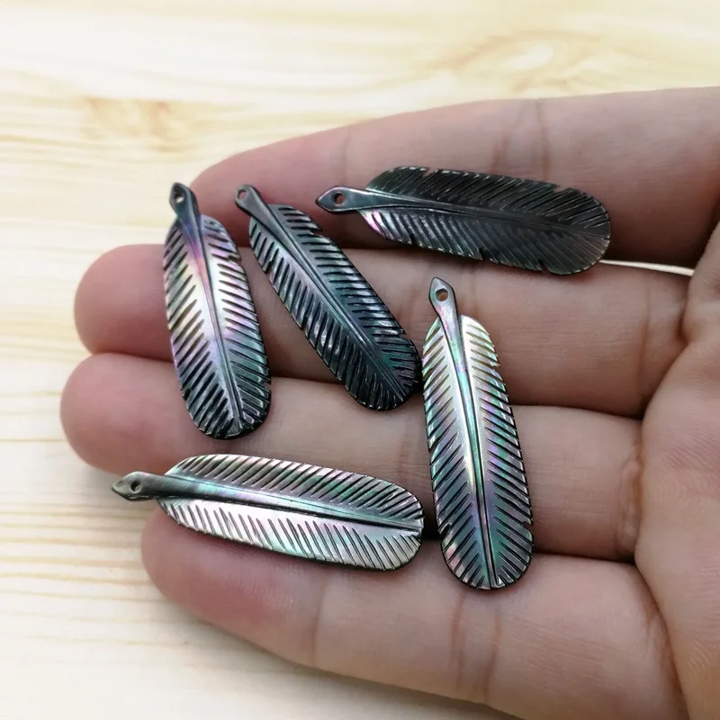 

Natural New Wholesale Black Leaf Mother of Pearl Pendant Feather Shape Gemstone Shell pendants and charms for jewelry making