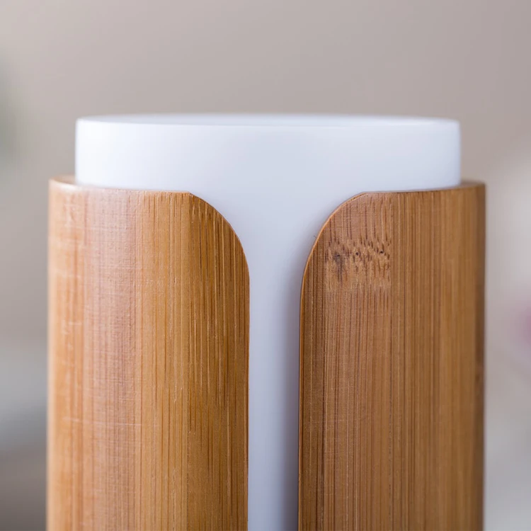 Top supplier free sample 10w wood covered design led light portable aroma air humidifier