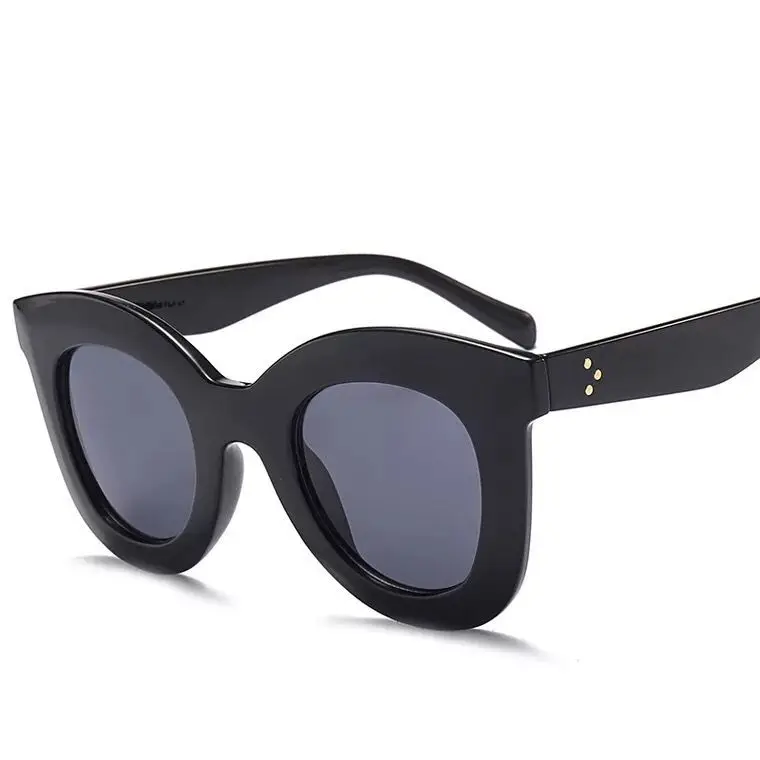 

Big Frame Colors Oversize PC Frame AC Lenses Fashion Sunglasses 2019, Pantone color
