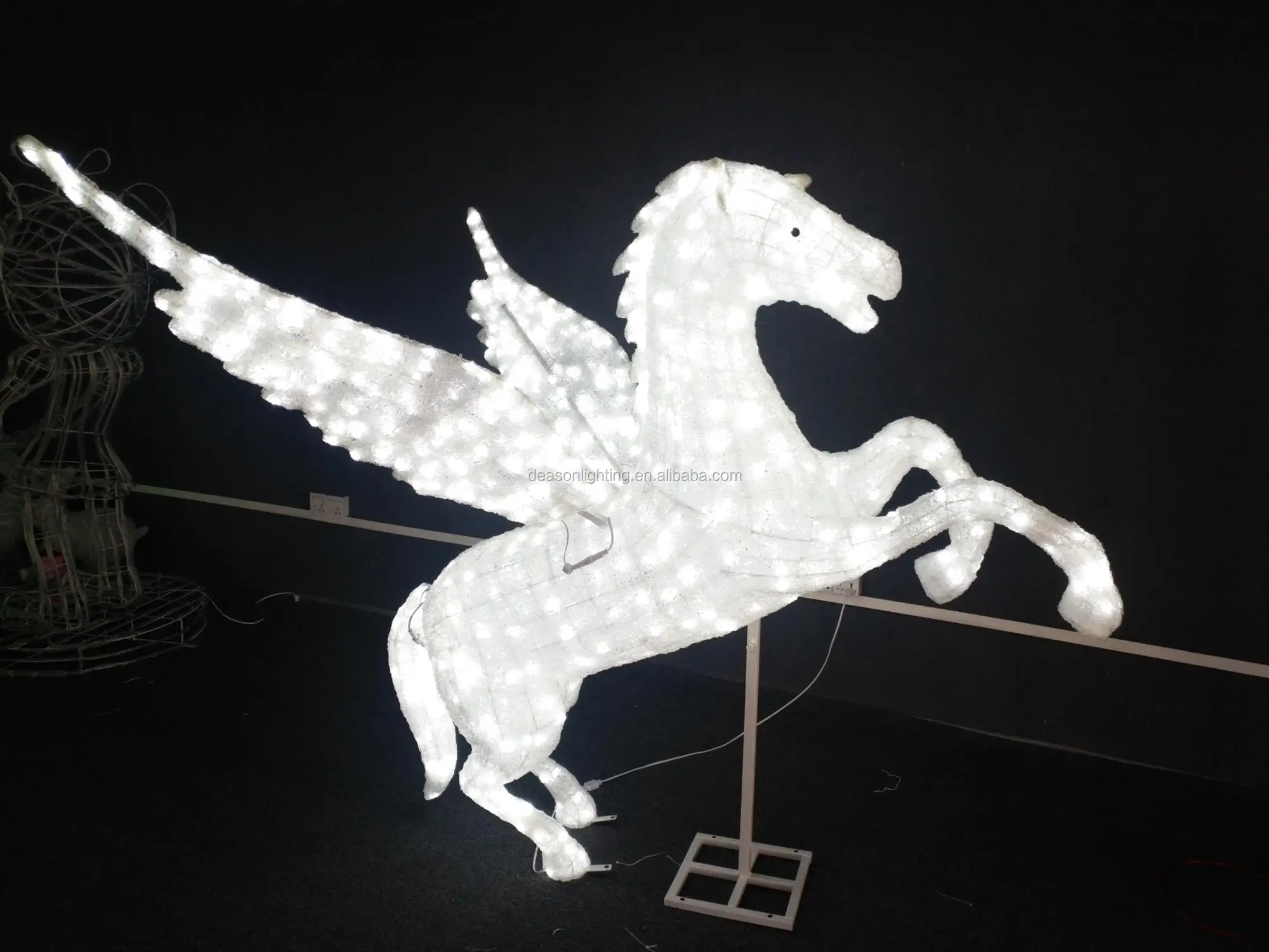 Outdoor Led 3d Flying Horse Sculpture Light - Buy Outdoor Lighted Horse ...