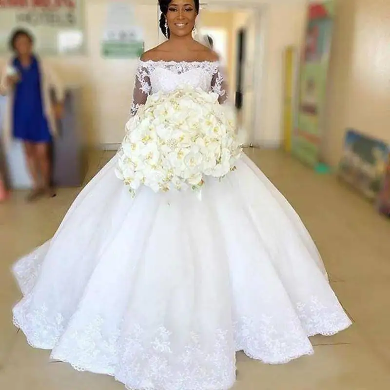 

ZH3170G Beautiful Lace Plus Size Saudi Arabic Wedding Dresses 3/4 Long Sleeve Country Dubai 2018 vestido de noiva Bridal Gown, White;ivory