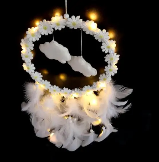 

Creative feather crafts dream catcher aerial clouds hanging ornaments original flowers and clouds dream catcher wind chimes, Any color can be customized