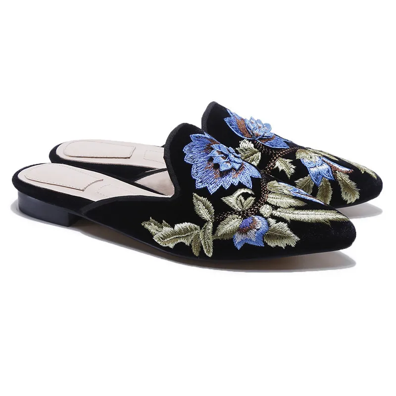 Ladies Flat Shoes Flower Embroidery 
