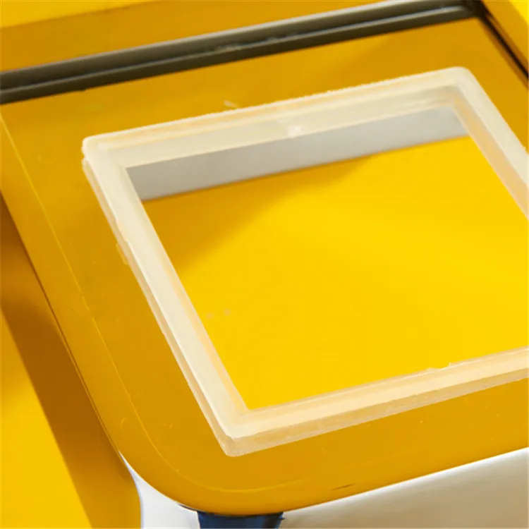 
hot sa;e Modern Accessories Brass And Chrome Finished Bathroom Brush Holder Bathroom Tumbler Holder For Home&Hotel 