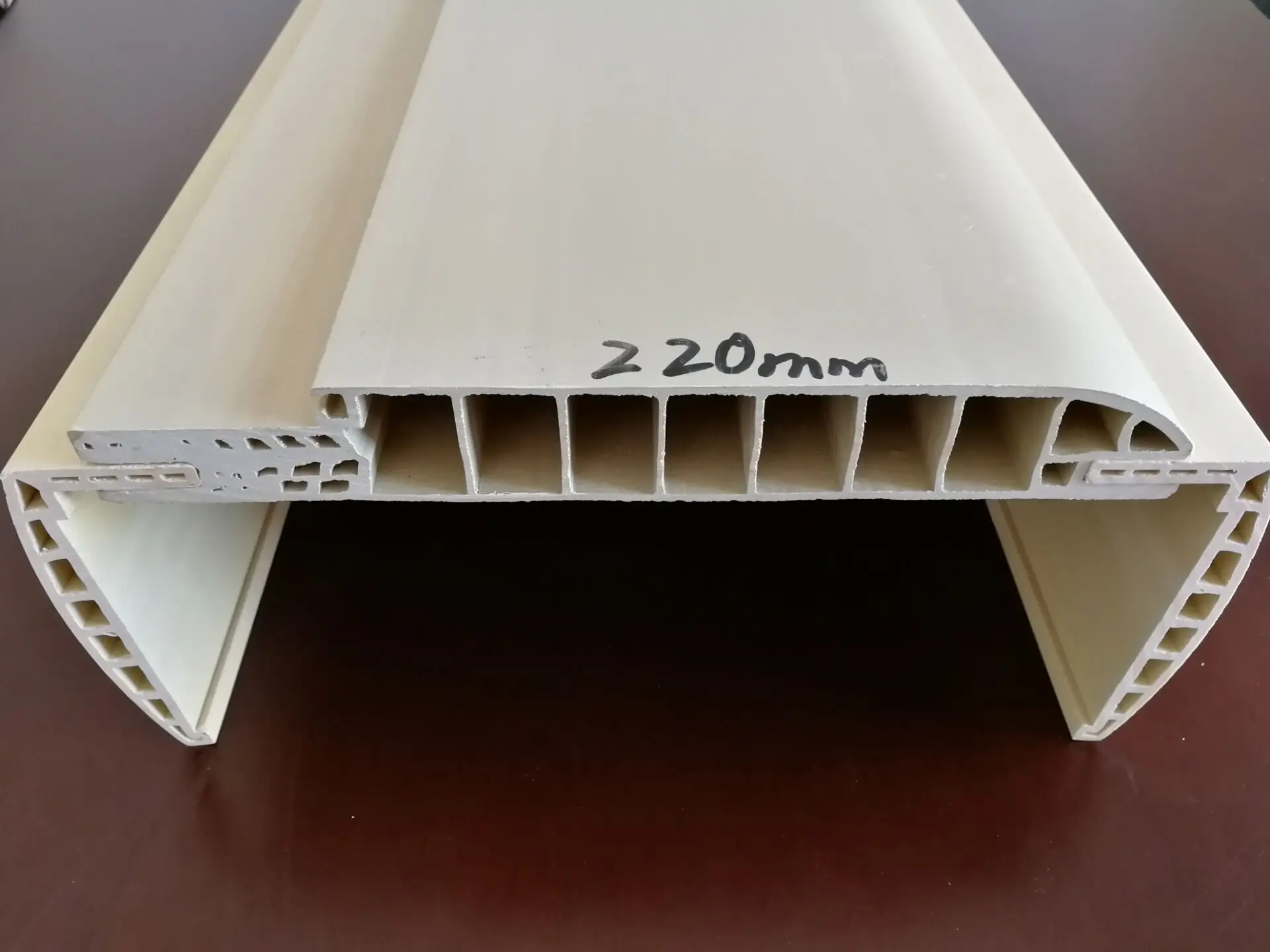 220mm .jpg