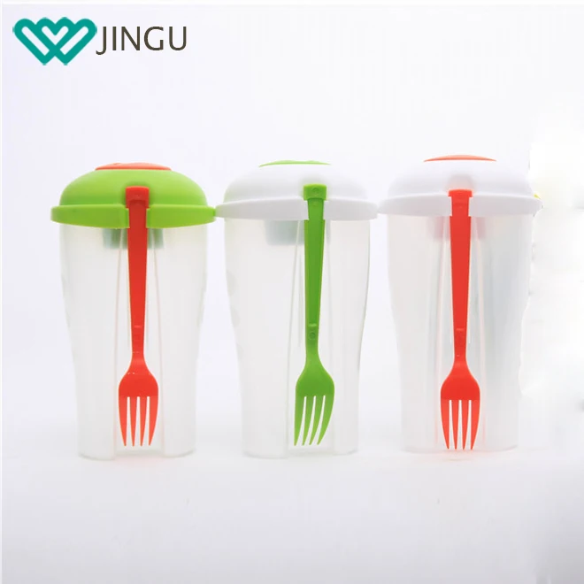 Plastic Fresh Salad Shaker Bottle Disposable Fruit Salad Cup With Fork