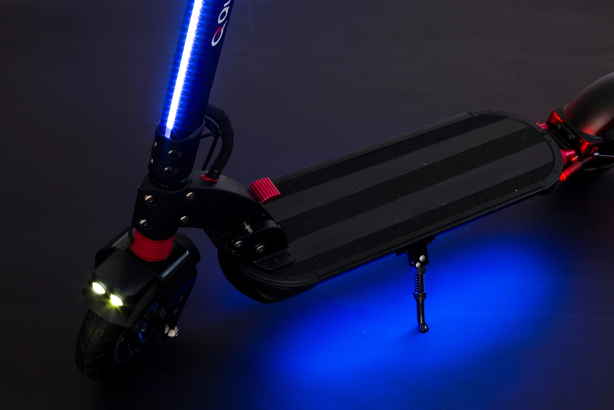 2021 Explosive Version 8.5 Inch Tire Light Weight Zero 9 OEM Electric Scooter