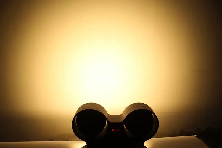 2020新款灯100w 4眼led观众盲灯/暖白cob盲舞台灯