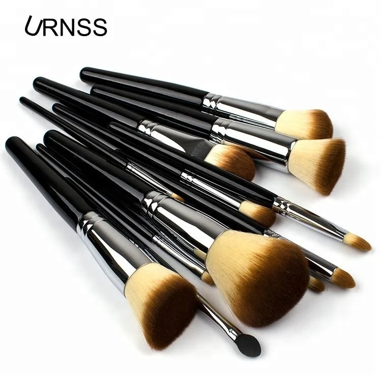 Free-sample-12pcs-premium-synthetic-custom-foundation.jpg