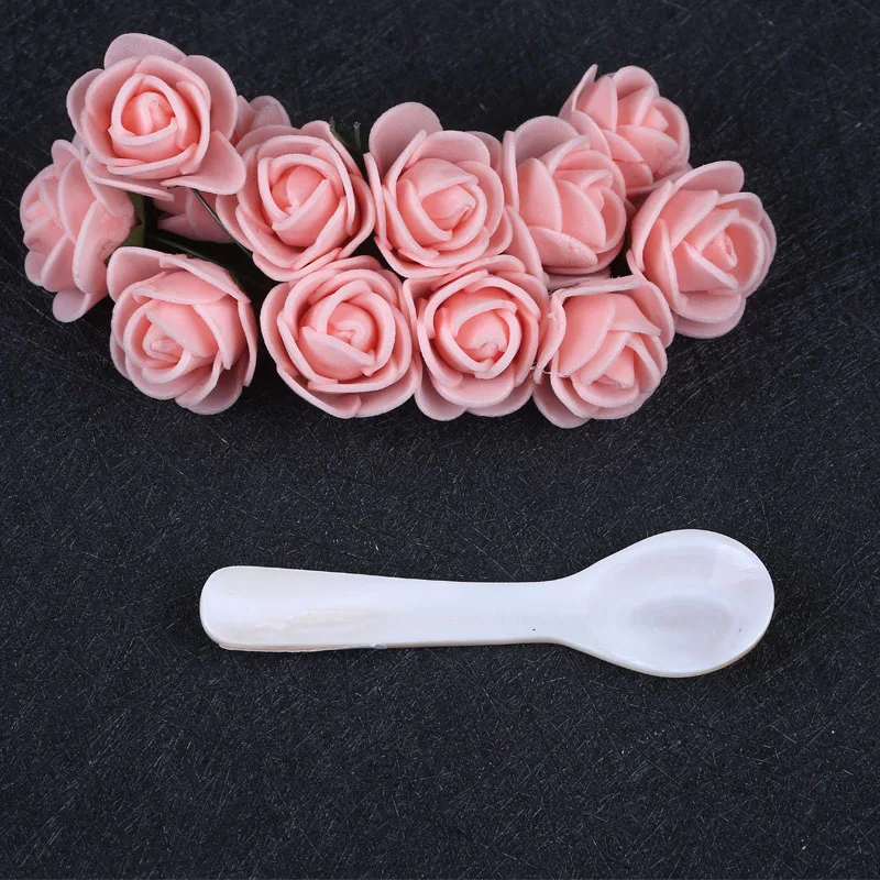 

White Mother Of Pearl Caviar Spoon Premium Quality