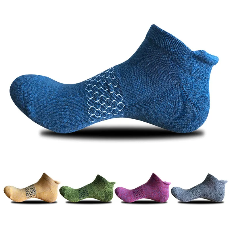 

Cheap promotional mens anti slip barre sport ankle socks with rubber sole