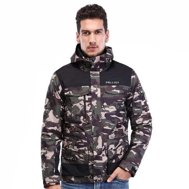 11740111-Camo