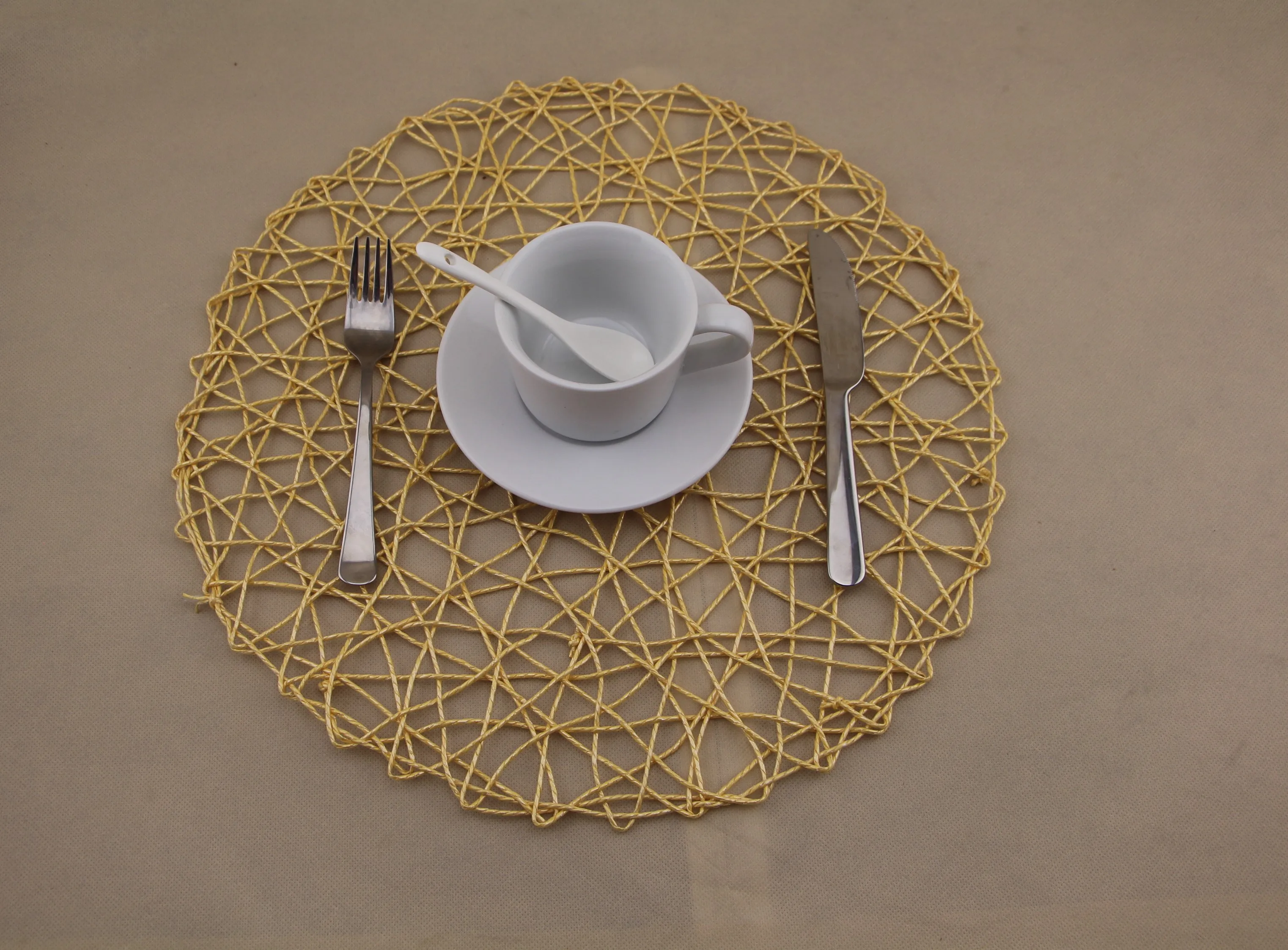 Wholesale High Quality Simple Woven Paper Placemats Tray Plastic Table