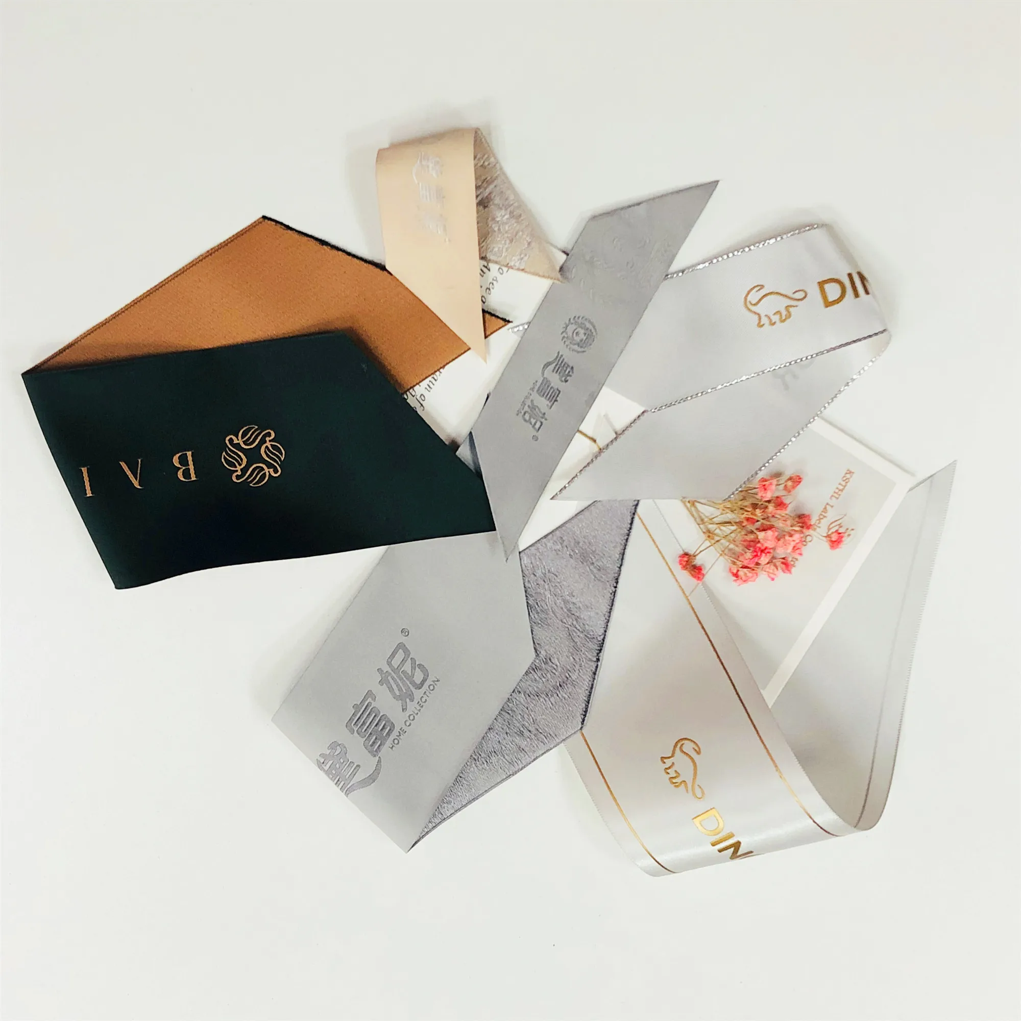 

high quality customised garment washing care products labels woven sewing tags