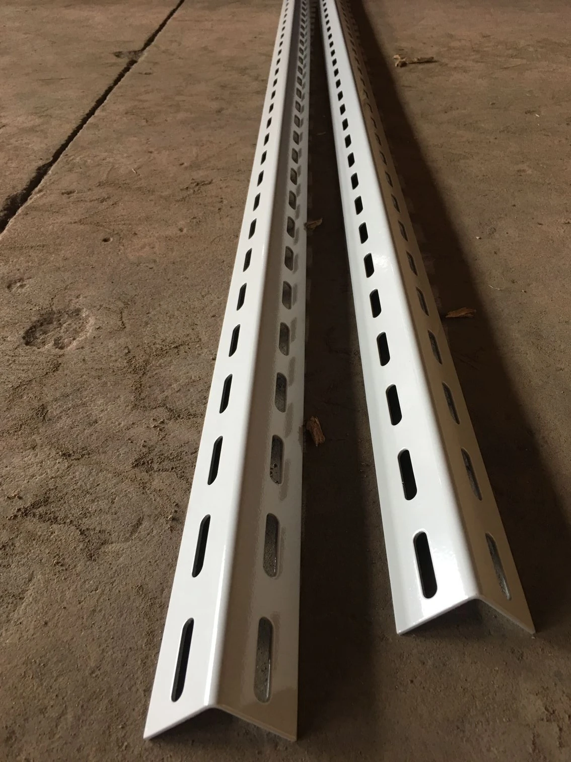 Light duty shelf (2).jpg