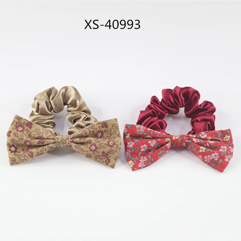Rosa Suave Al Por Mayor 100% Vuelos De Satén De Poliéster De Tela De Seda  Gomas Para El Pelo - Buy Scrunchies De Tela De Seda Satinada,Scrunchies De  Tela De Satén De