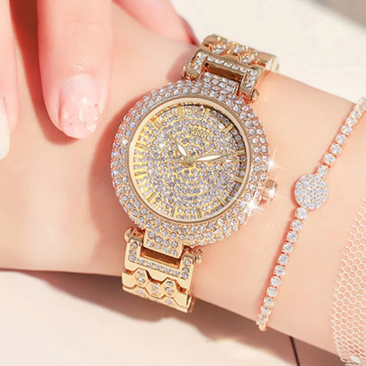 

2019 Gold Hot Star Same Diamond Watch Delicate Design Customizable Color Logo a large inventory