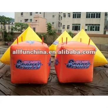 AF09-58 cube buoys+pyramid buoys