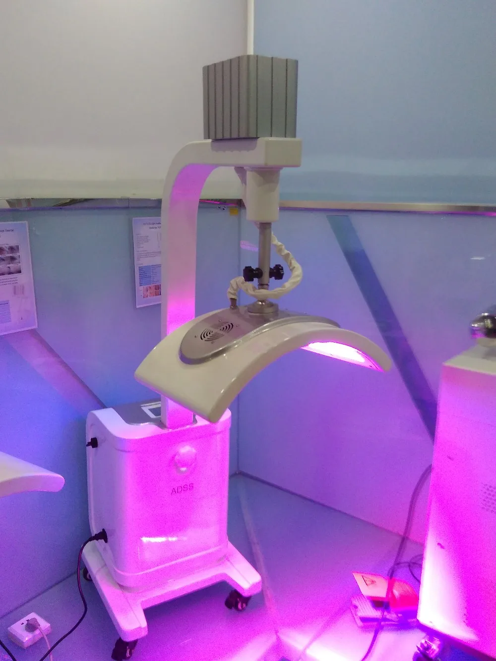 Ce Approved Adss Factory Price Pdt Led Skin Care Equipment Light