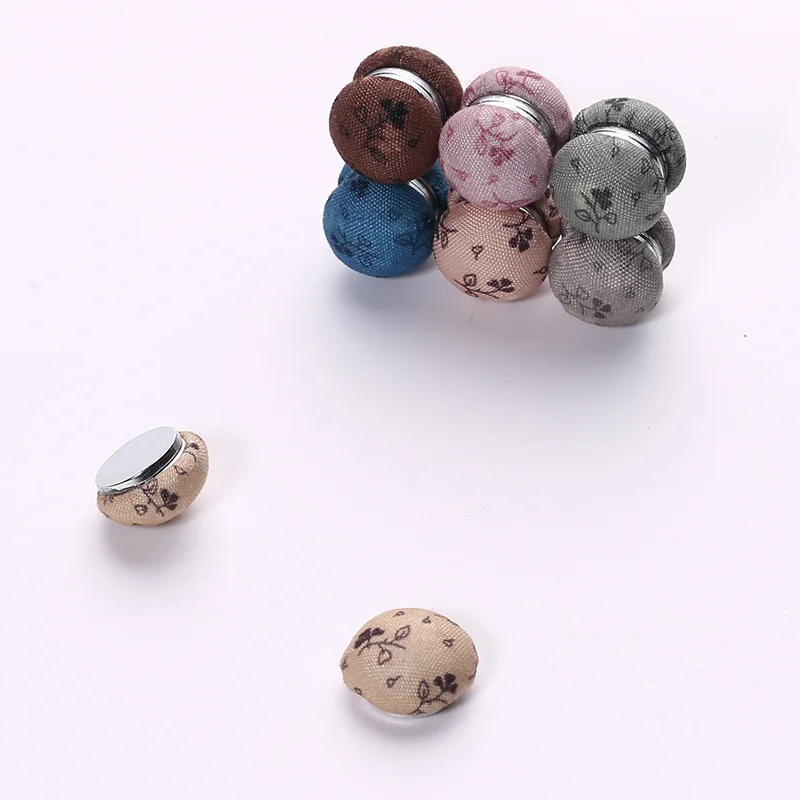 

Strong Magnets Muslim Jewelry Female Accessories Fashion Cloth Chequered Silk Scarf Button, Picture shows