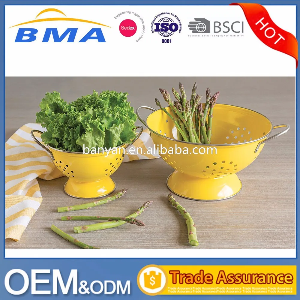 Wholesale Kitchen Food Washing Self Draining Pasta Bowl Wide Grip Handles