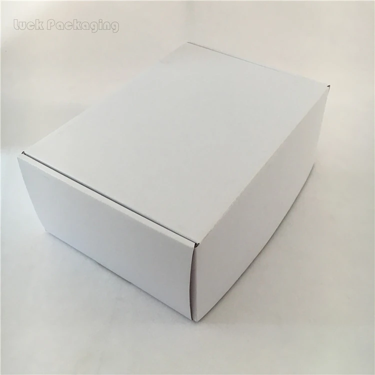 plain white shipping boxes