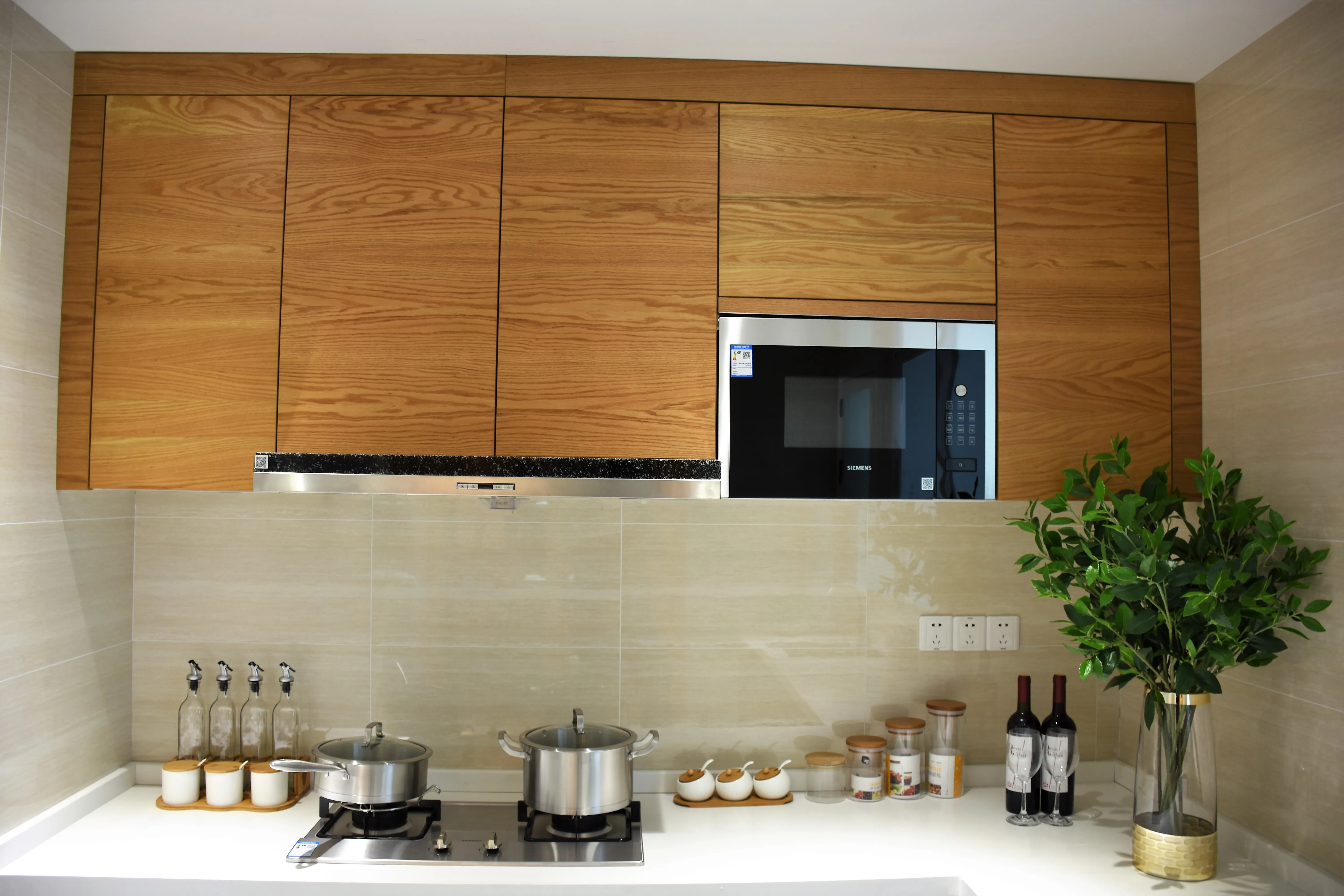 New Series Custom Wooden Veneer Paint Acrylic Melamine Kitchen