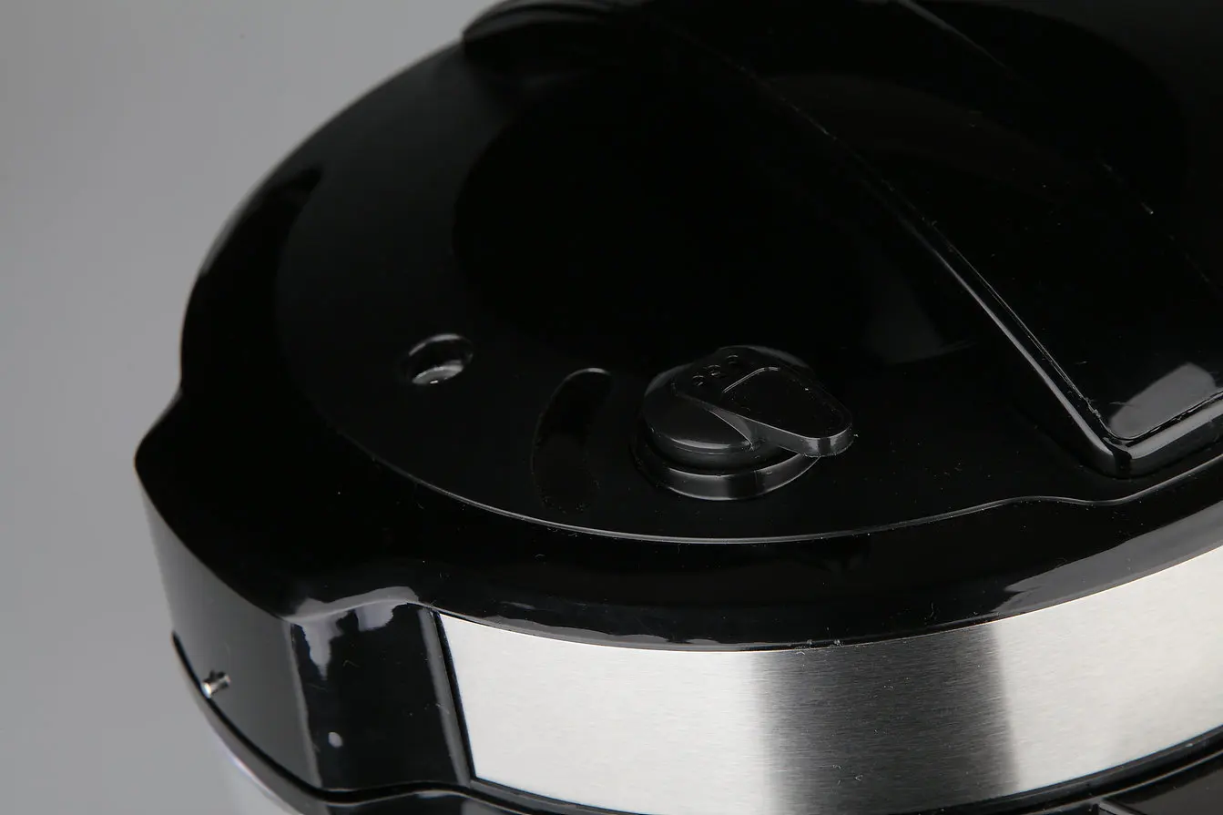 
6L Hot Sale Big Pressure Cooker 