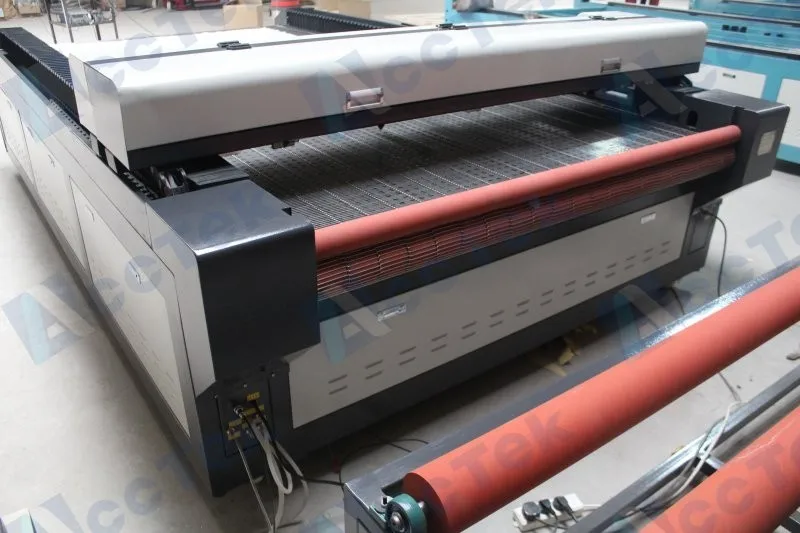 acctek auto feeding co2 laser engraving and cutting machine (1)