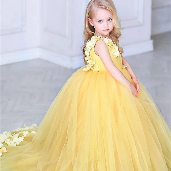 

Princess Ball Gown Yellow Tulle Flower Girl Dress With Flowers Child Birthday Party Girl Dresses, Customized