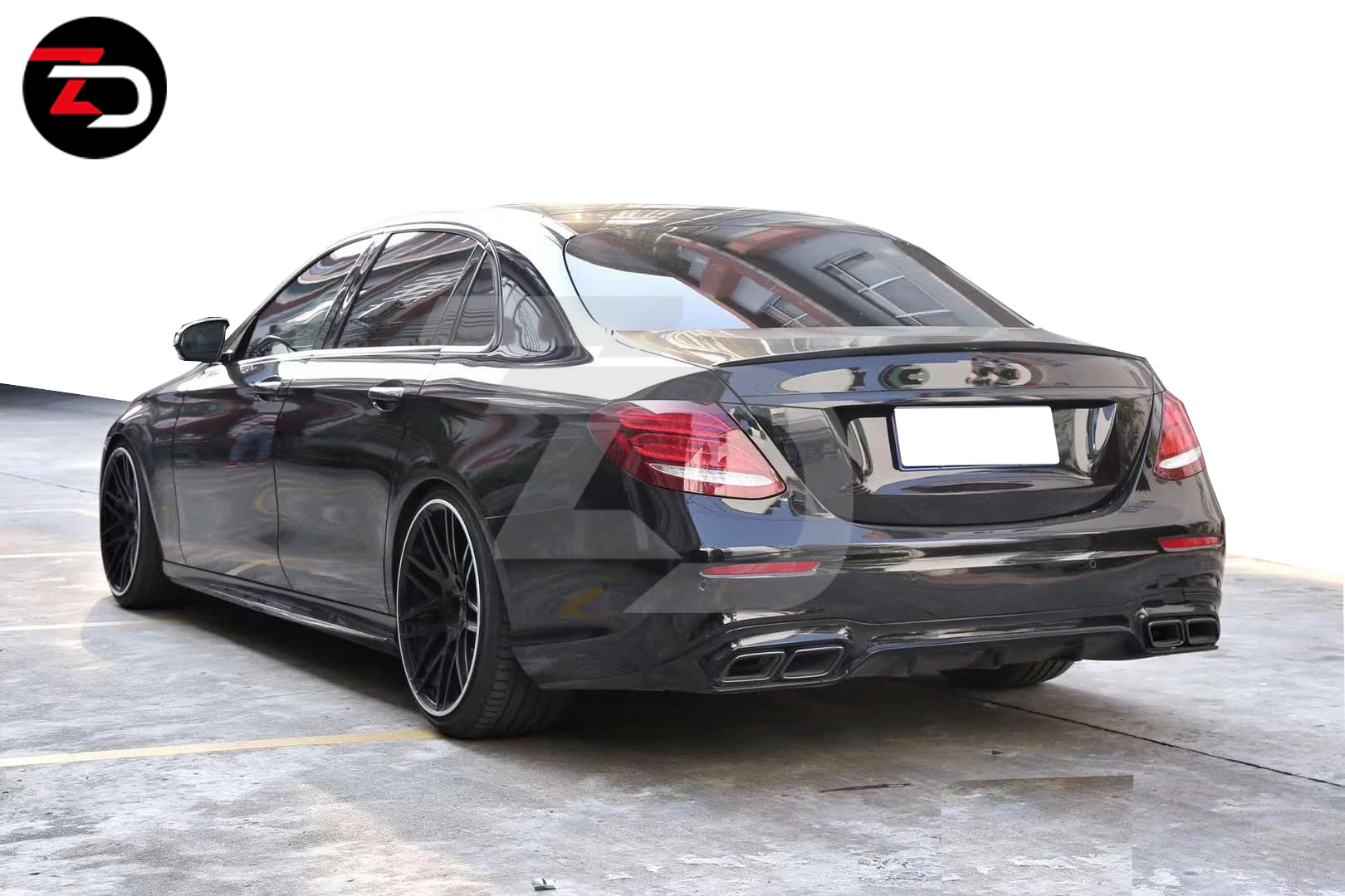 E63 Style Body Kit With Side Skirts Bumpers Exhaust Pipe For Mercedes E