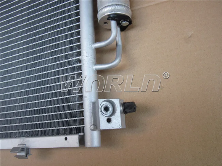 用于福特的汽车交流零件并联冷凝器翼5用于Fiesta VI VAN 2008-2010 AP3119710BB 1756718 940277 ...