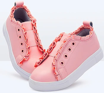 girls pink shoes