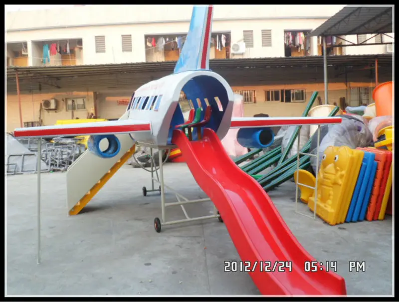 Guangzhou 5 Seats Plane Model Playground Amusement Park Equipment