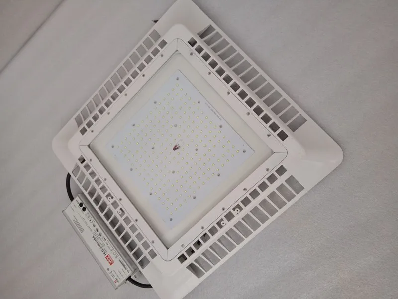 China Manufacturers supply 200W LED Canopy Light Gas Station Light