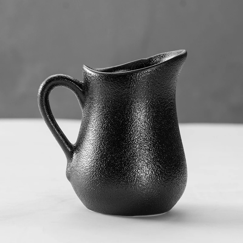 

Creative milk jug ceramic sugar jug MOQ 1PCS