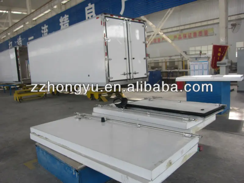 truck cargo boxtruck cargo body.jpg