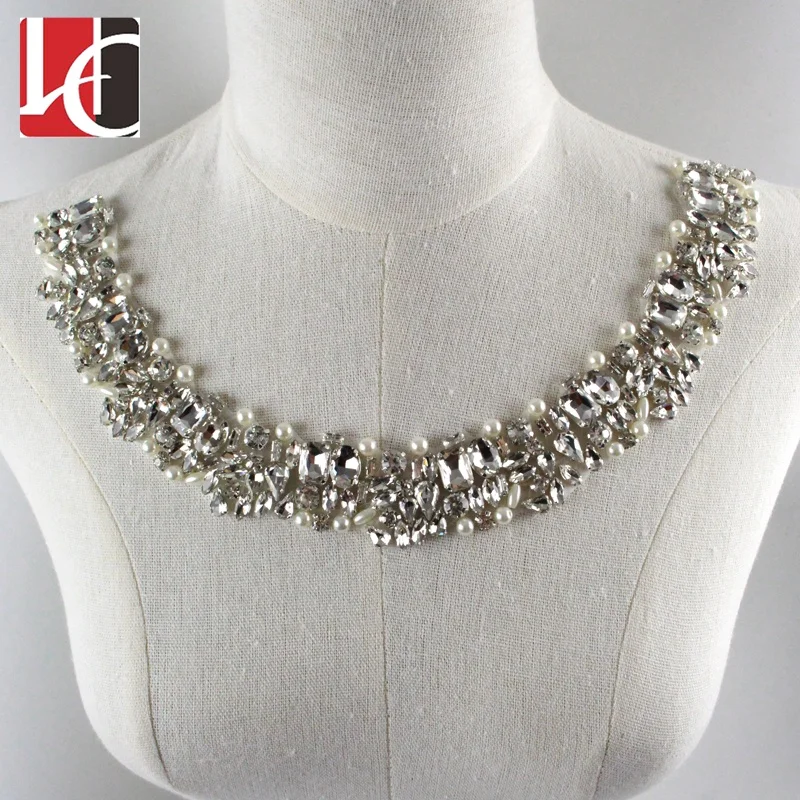 

HC-5793 Hechun Luxury dress decorative neckline crystal beaded applique, Clear