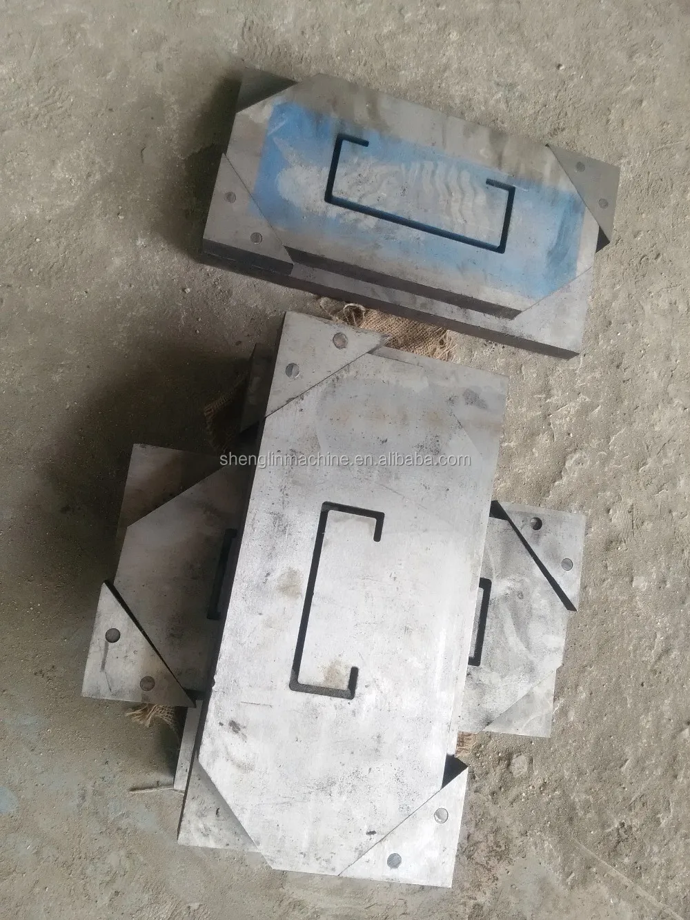 China Manufacturers Good Price Steel Beam Roll Forming Machine Metal