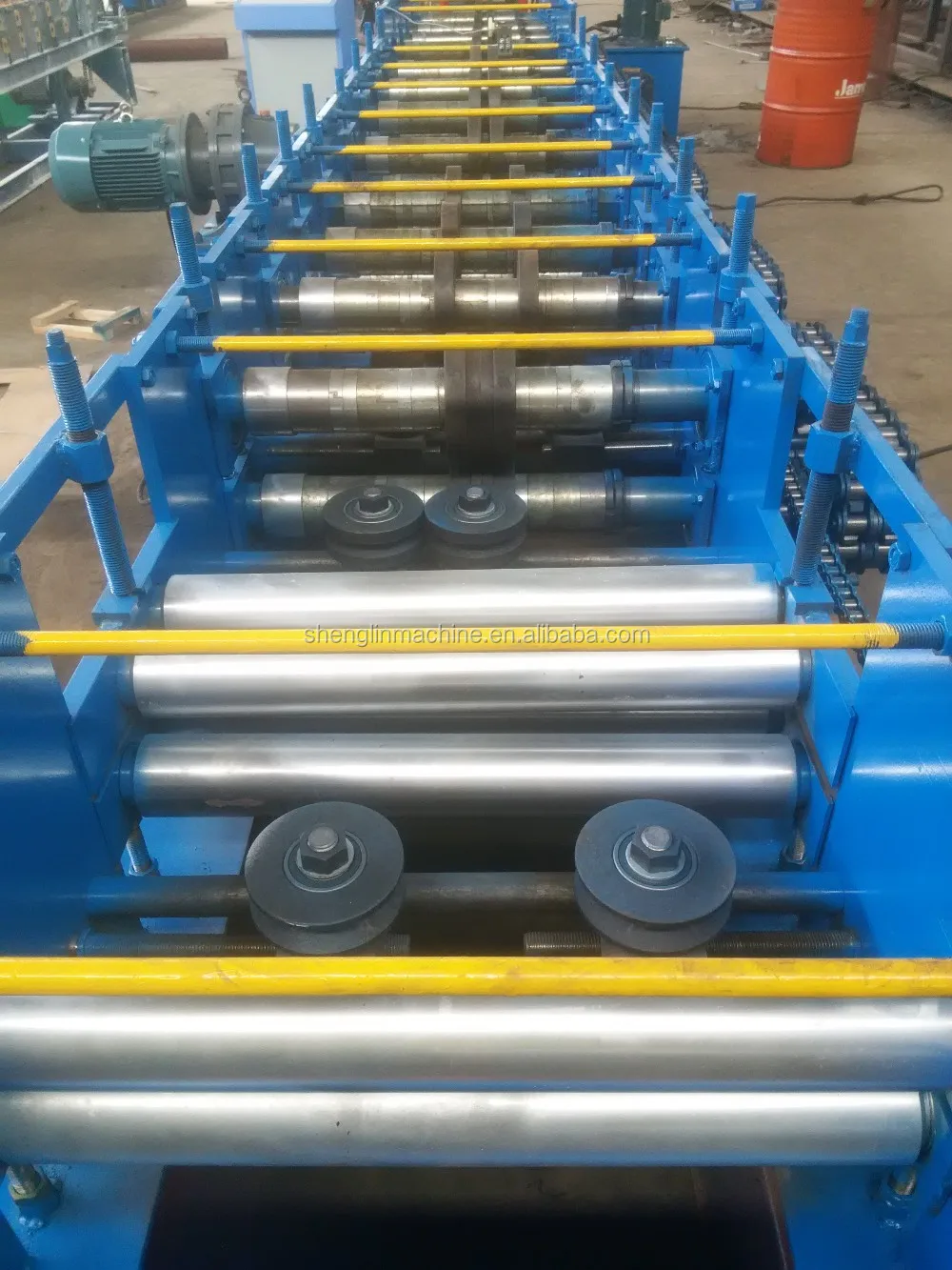 China Manufacturers Good Price Steel Beam Roll Forming Machine Metal