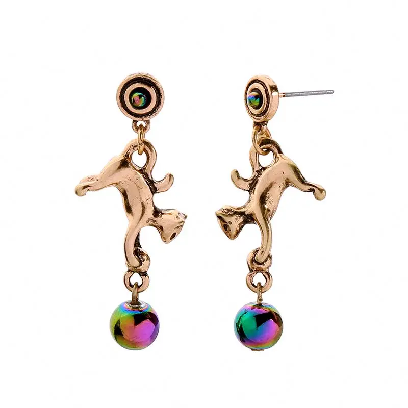 

Metal Animal Earring