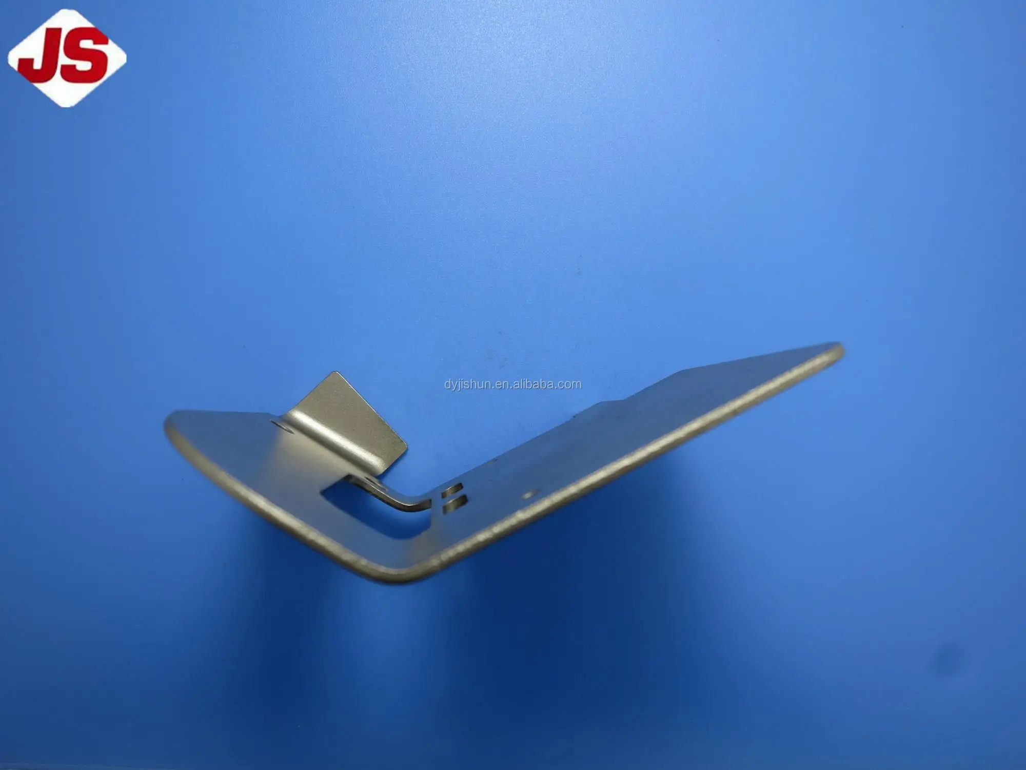 TITAN DK2500 2502K HIGH ACCURACY INDUSTRIAL CARPET OVEREDGING SEWING PARTS SEWING ACCESSORIES GARMENT 25833 PROTECTIVE PLATE