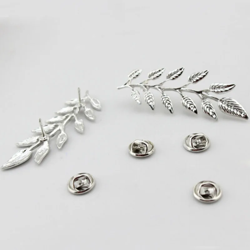 

Leaf Brooch Creative Shirt Brooch Christmas brooches, As picture